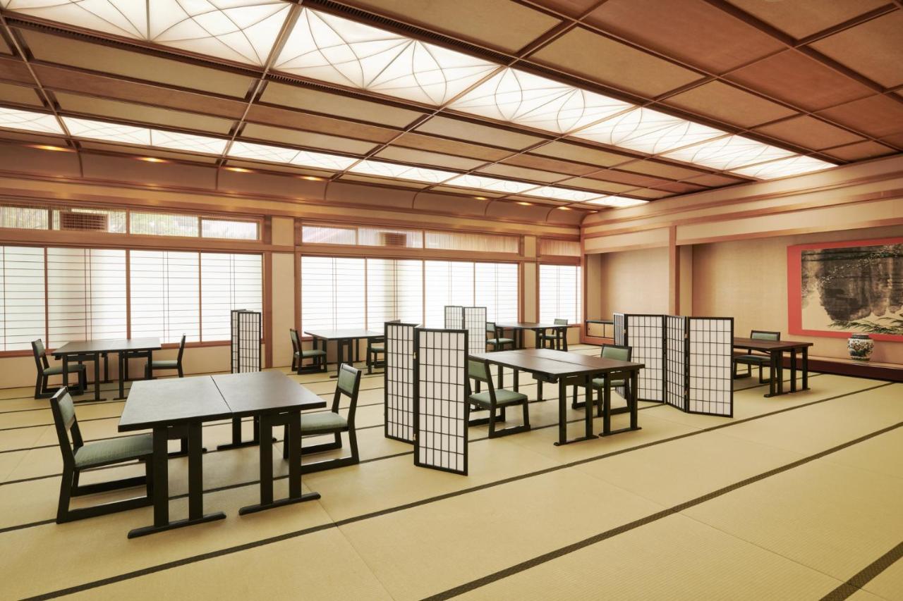 Hotel Awazuonsen Kitahachi Komacu Exteriér fotografie